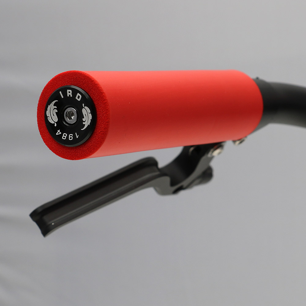 https://www.interlocracing.com/web/image/product.image/1360/image_1024/IRD%20Gordo%20Silicone%20Foam%20Grips?unique=1e8ca5c